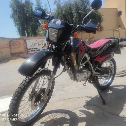 موتور سیکلت تمیز
