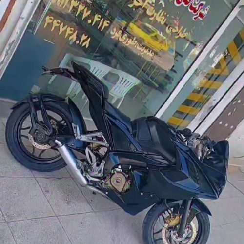 فروش فوری موتور آر اس 200