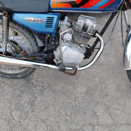 یک متور 125 مزایده استاردی و تک استارد 5 دنده مدل 91 بدون خرج و بدون برش یعنی صفر