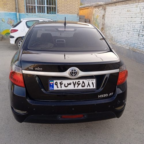 یک دستگاه خودرو سواری برلیانس  مشکی