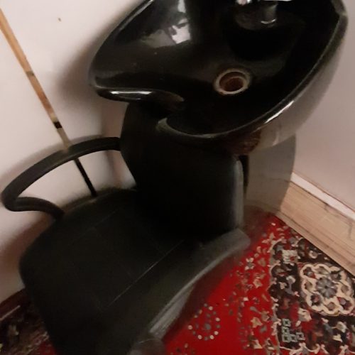 سرشور و صندلی اصلاح