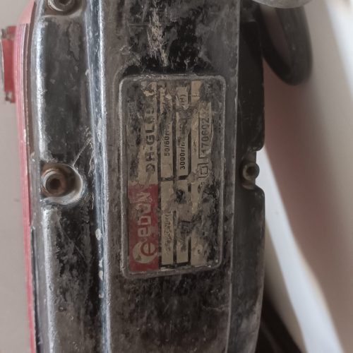 یه دستگاه هیلتی