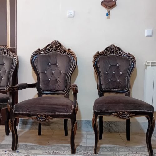 مبلمان و میز عسلی