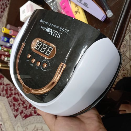 ناخن