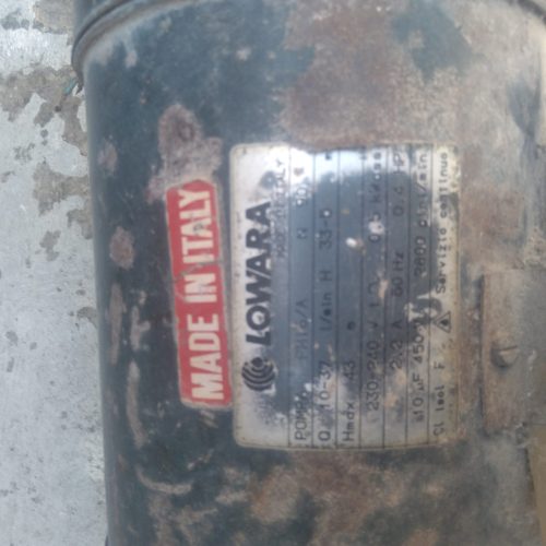 پمپ آب سالم و تمیز