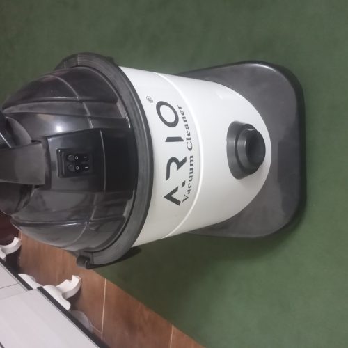 1دستگاه جارو برقی نو