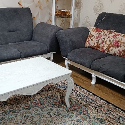 مبل راحتی تمیز وسالم