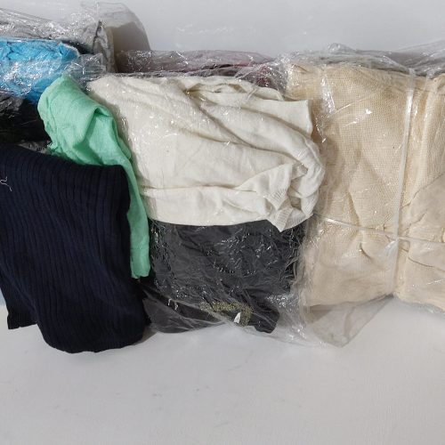 تعدادی لباس نو زنانه