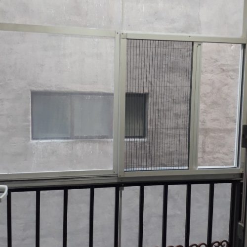 درب و پنجره توری و پلیسه