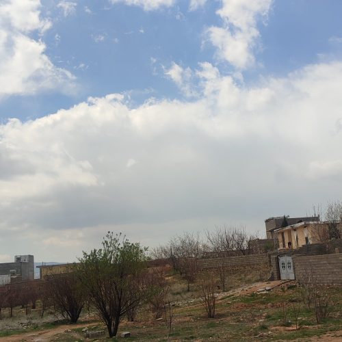 زمین 570 متری (قواره 270و 300)