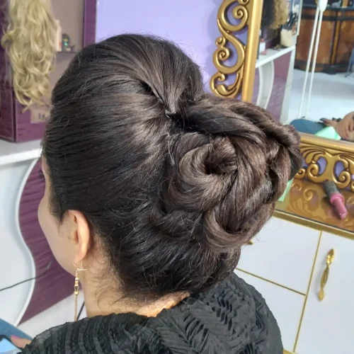 اموزشگاه فنی حرفه ای نازچهره