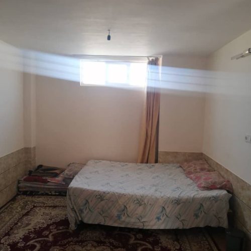 اجاره روزانه ویلایی همراه پارکینگ