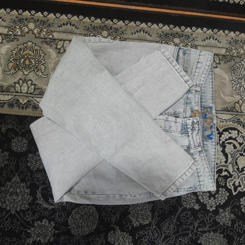 شلوار مام فیت کاملا نو کادو گرفتم کوچیکه برام