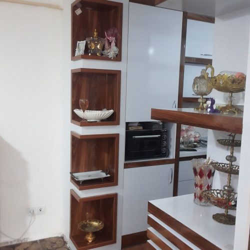 خانه فروشی در باغ معروف