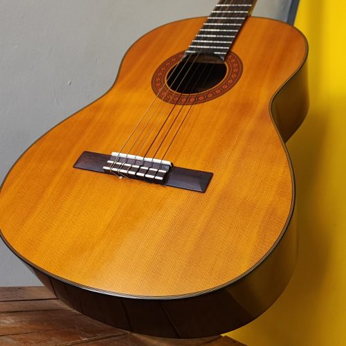 گیتار Yamaha C70