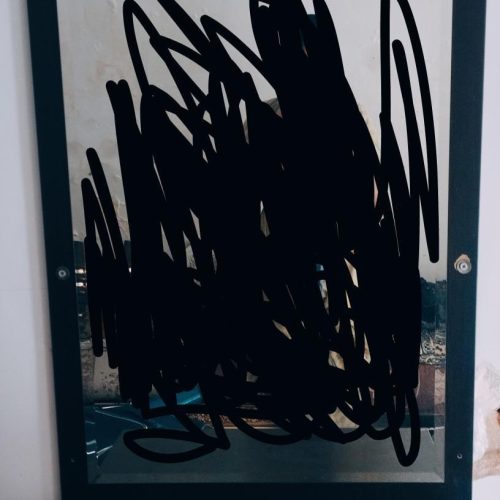 میز آرایش صندلی