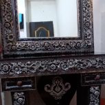 میز و ایینه