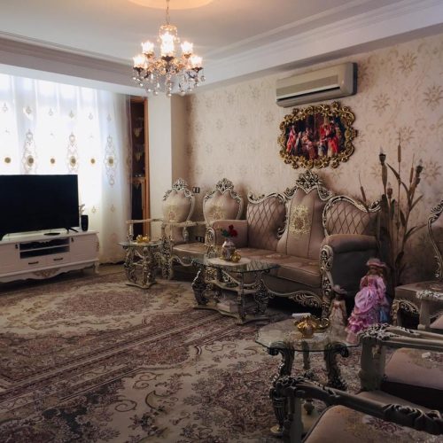 آپارتمان سه طبقه در رضا نژاد شمالی