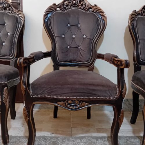 مبلمان و میز عسلی