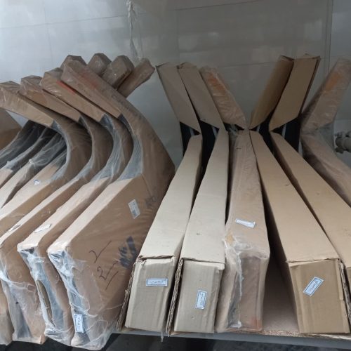 فروشگاه مرکزی پخش بدنه و زیروبند سپاهان