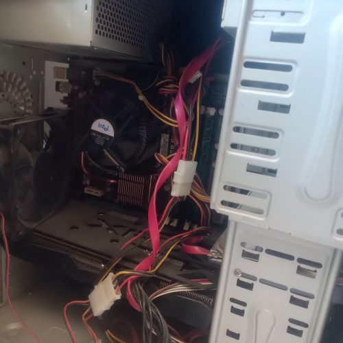 کامپیوتر با گرافیک بالا مناسب گیم