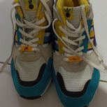 کفش کتونی زیبا مردونه