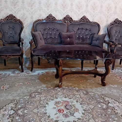 مبلمان و میز عسلی