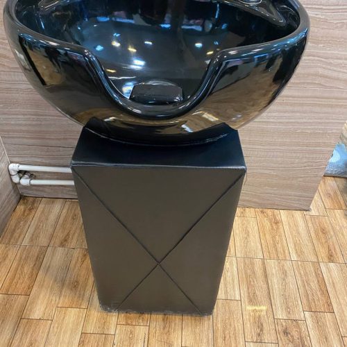 یک عدد سرشور و استند لاک