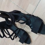 فروش کفش وکتونی زنونه در حد نو