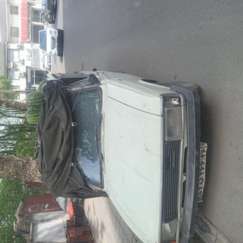 بیمه نداردمدل 88دوگانه سوزبدنه هم سالم یکم فقط گلگیرسمت شاگردش خوردگی داره