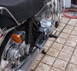 موتور سیکلت 200