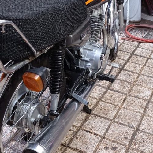 موتور سیکلت 200