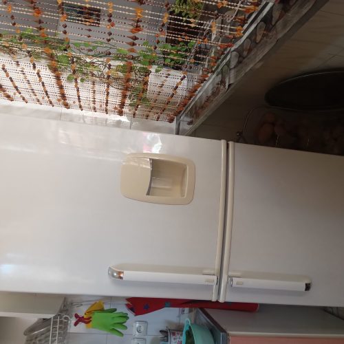 یخچال فریزر سر هم سالم و تمیز