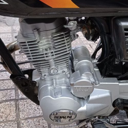 موتور سیکلت 200