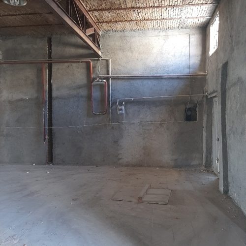 متراژ 900 زمین 250متر سالن