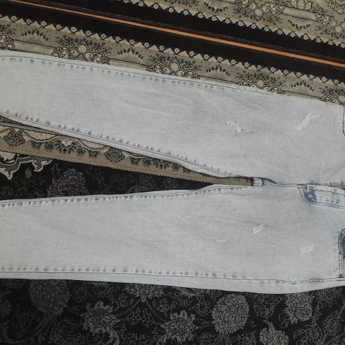 شلوار مام فیت کاملا نو کادو گرفتم کوچیکه برام