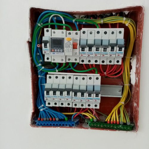 برقکاری/تعمیرونصب انواع آیفون تصویری وصوتی/نصب دوربین/نور پردازی