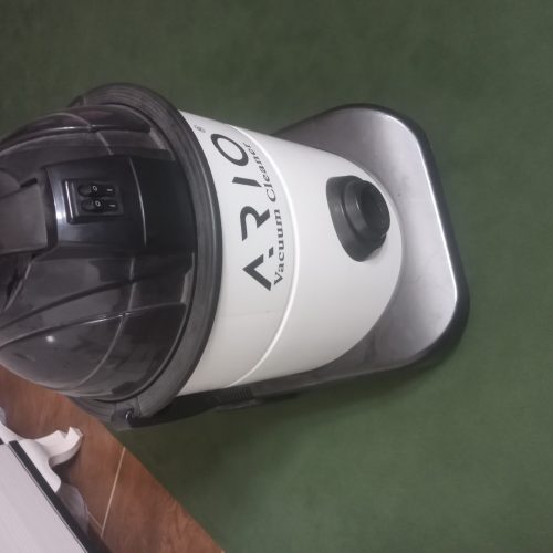 1دستگاه جارو برقی نو