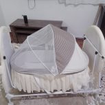 یک عدد گهوارع ویک عدد روروک