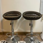 صندلی جک دار و لوستر