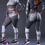 لباسی ورزشی