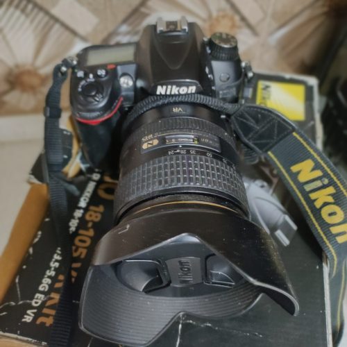 دوربین نیکون d7000با لنز حرفه ای