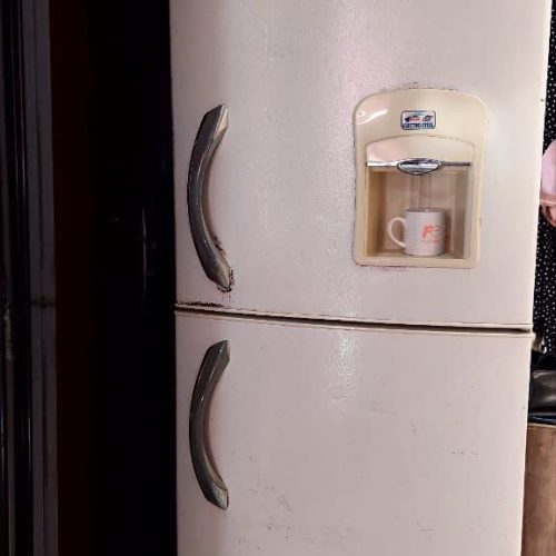 یخچال سالم و تمیز زیر قیمت هستش