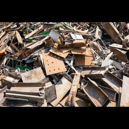 ضایعات کارتن و آهن و پلاستیک