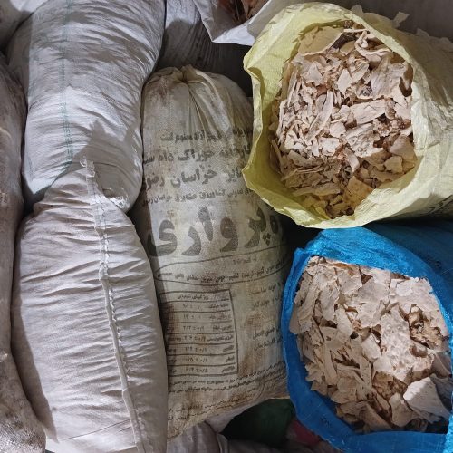 نان خشک فروشی