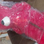 خرس بزرگ قرمز پشمی