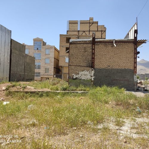 فروش زمین 153 متری شهرک شهرداری بر جاده اصلی