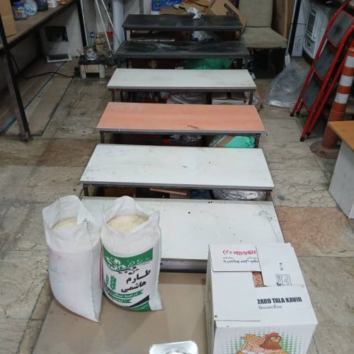 قفسه های آهنی