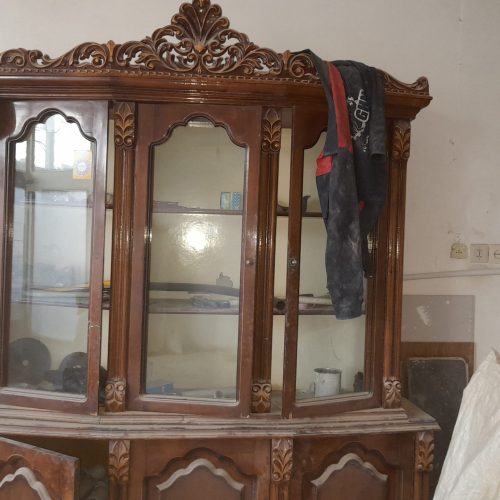 آبگرمکن و پنجره