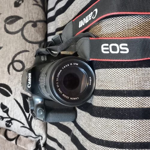 دوربین canon 1300D(به همراه لنز efs55-250mm)